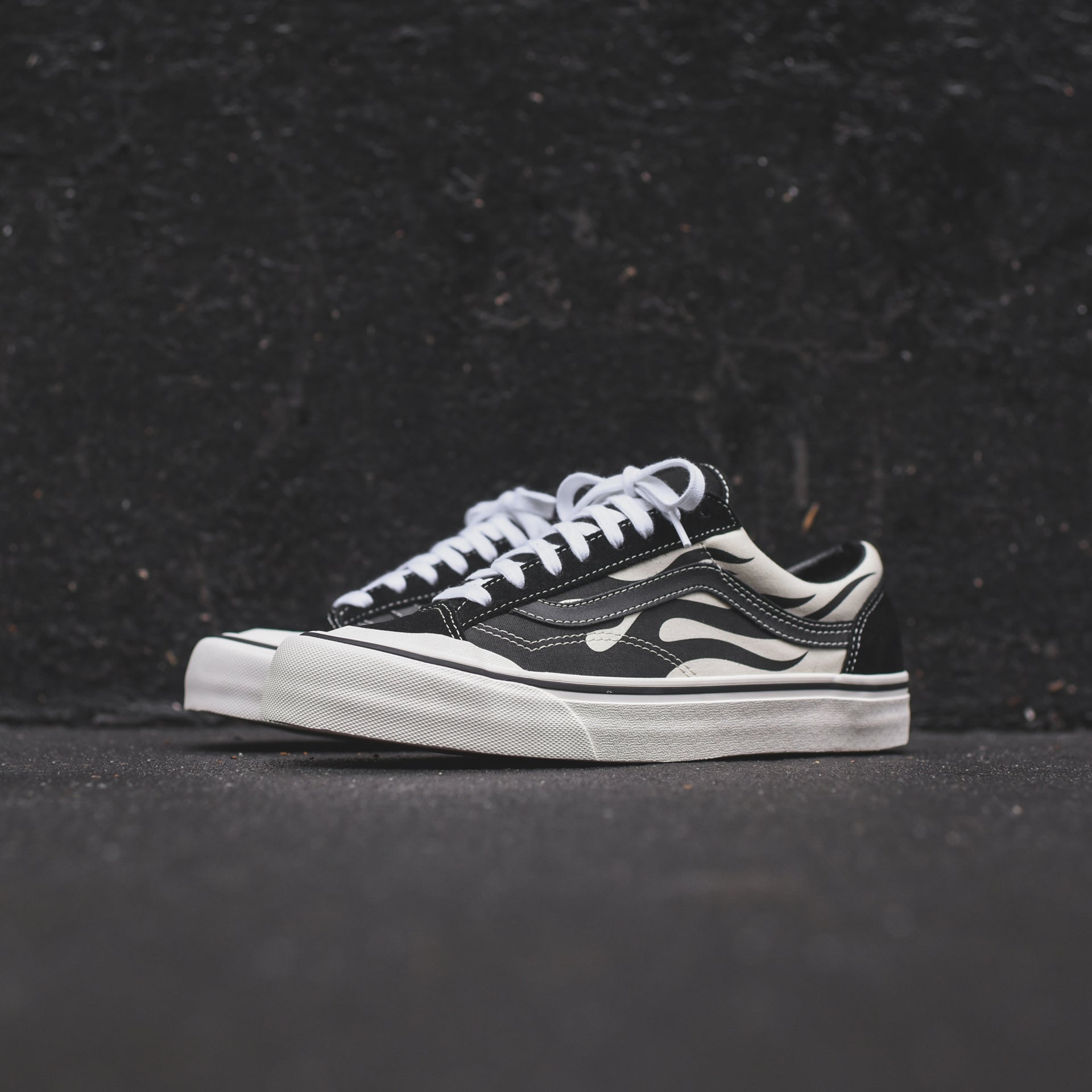 Vans Style 36 SF - Flame / Black