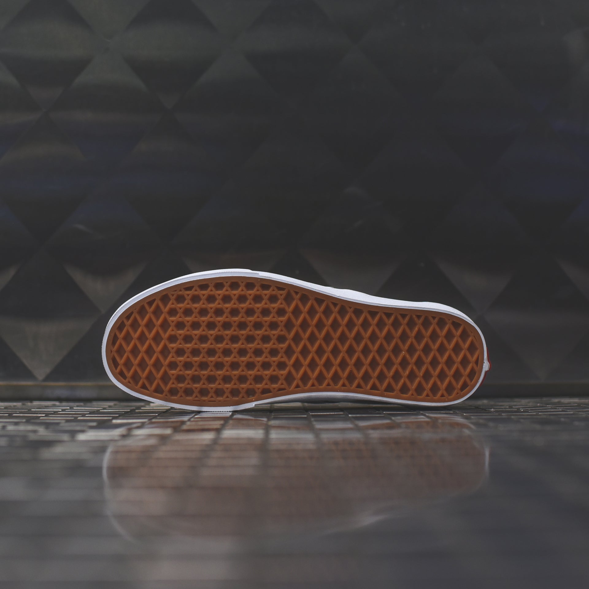 Vans WMNS Classic Slip-On Checkerboard - Gray Dawn / True White