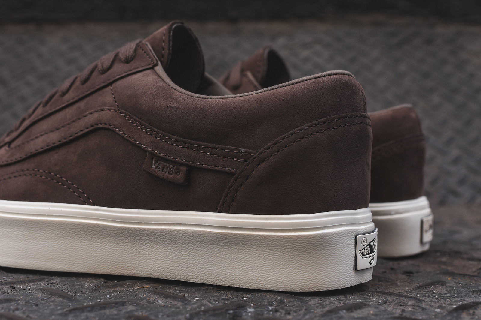 靴 Vans Vault Old Skool Lite LX Vans Vault Old Skool Lite LX - Chestnut – Kith