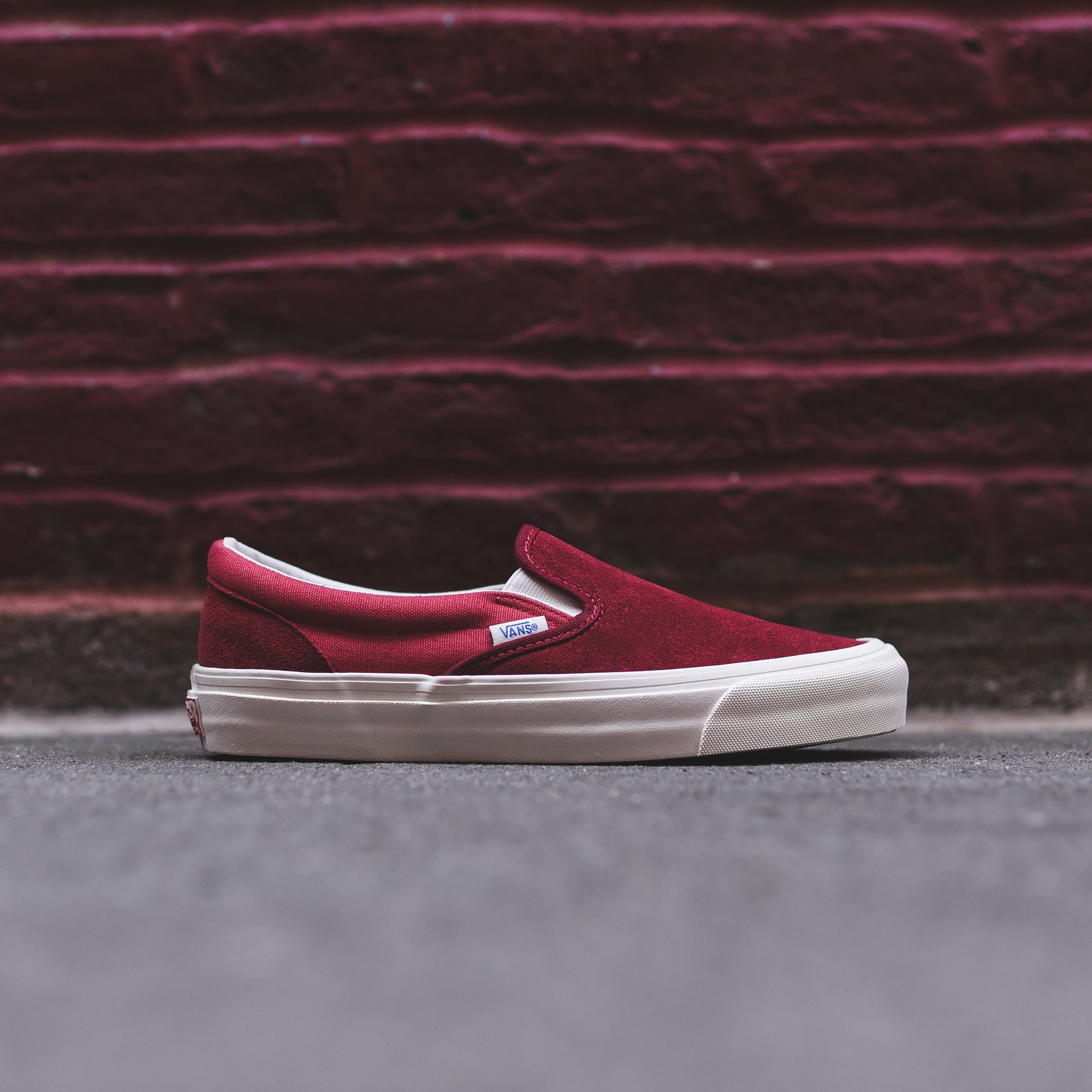 Vans Vault OG Classic Slip-On LX - Sun Dried Tomato / Mineral Red