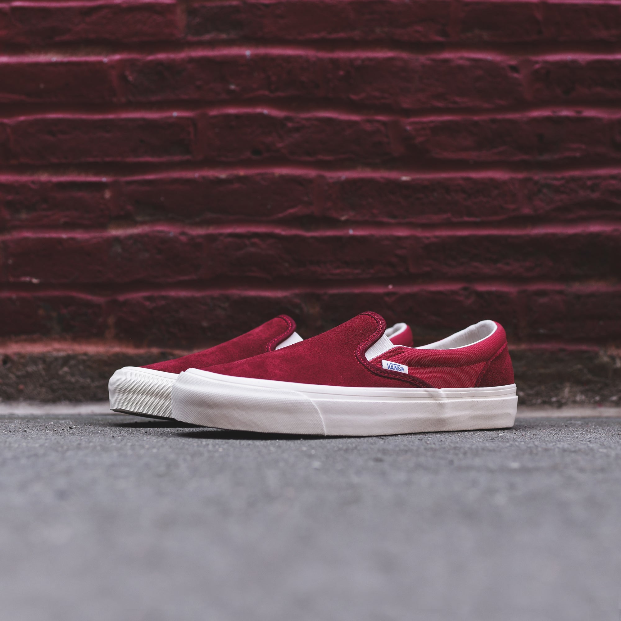 Vans Vault OG Classic Slip-On LX - Sun Dried Tomato / Mineral Red
