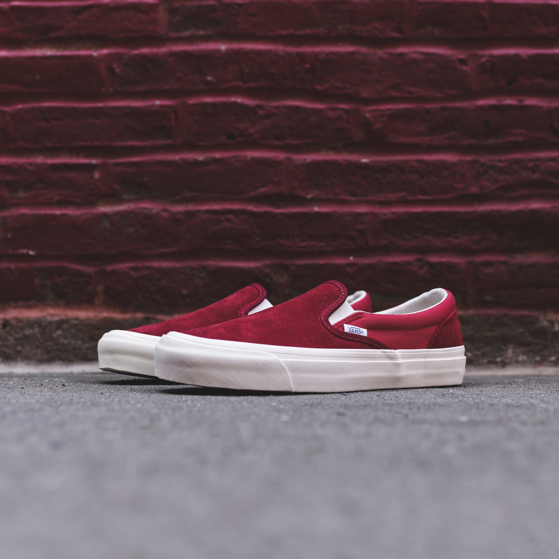 Vans Vault OG Classic Slip-On LX - Sun Dried Tomato / Mineral Red