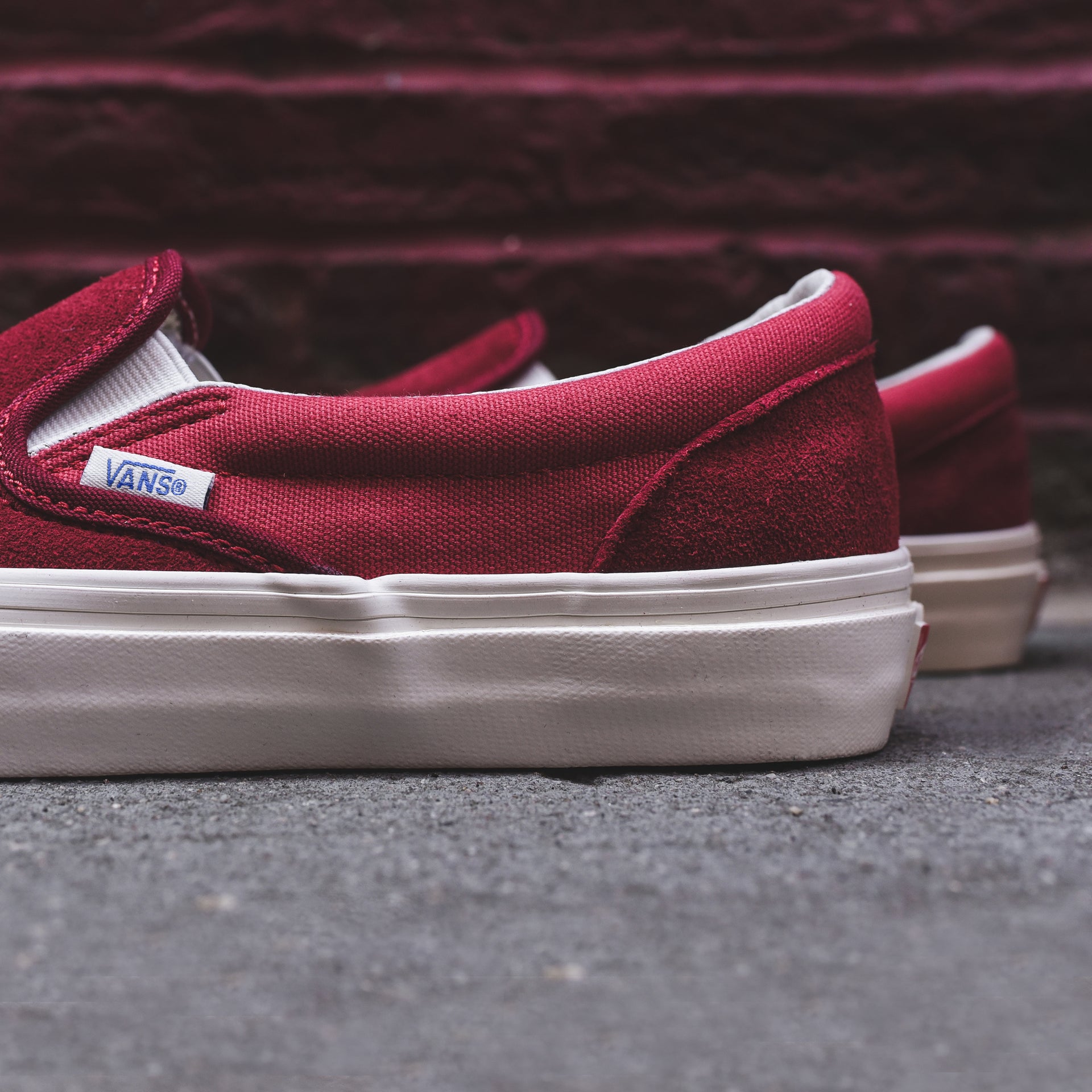 Vans Vault OG Classic Slip-On LX - Sun Dried Tomato / Mineral Red