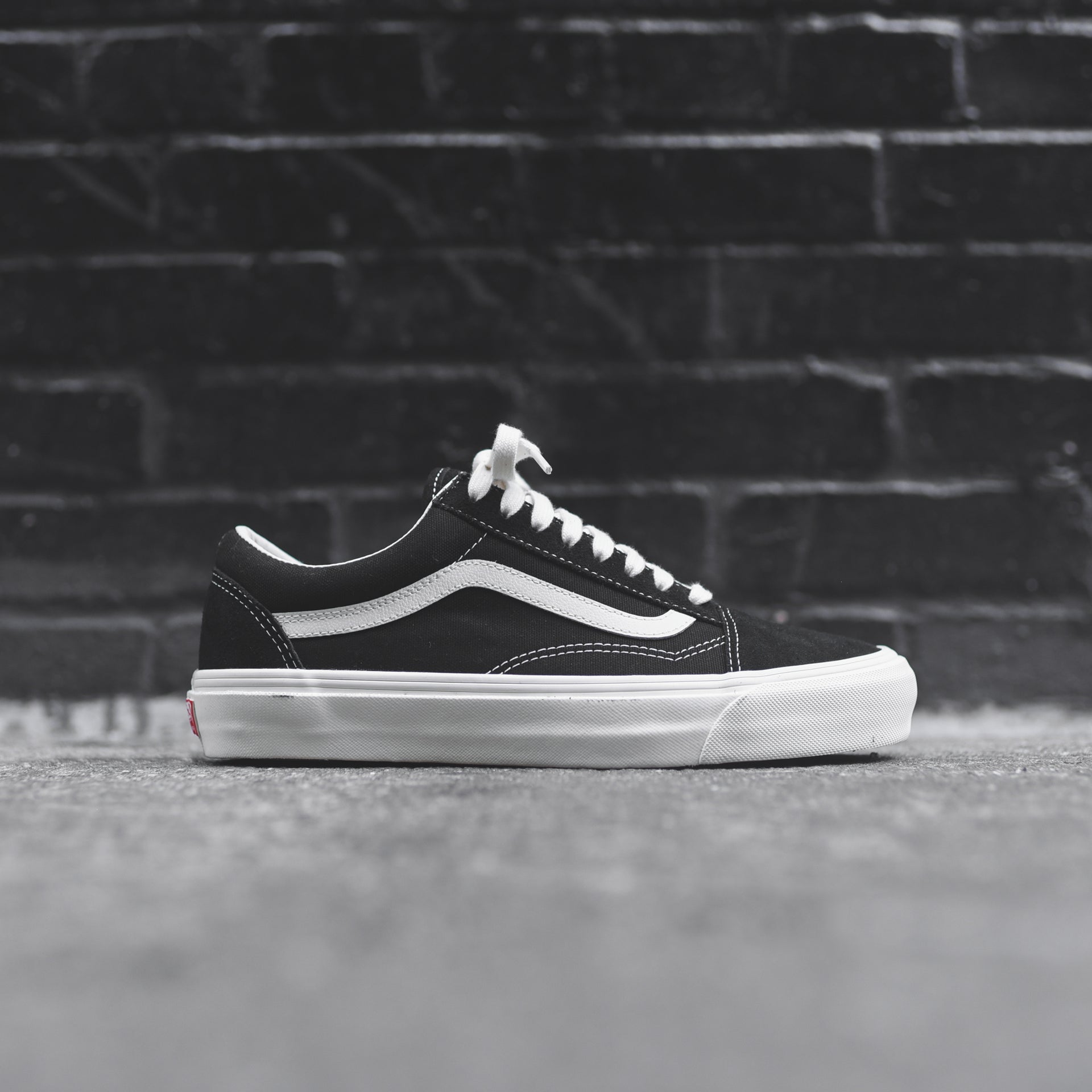 Vans OG Old Skool LX - Black / Marshmallow