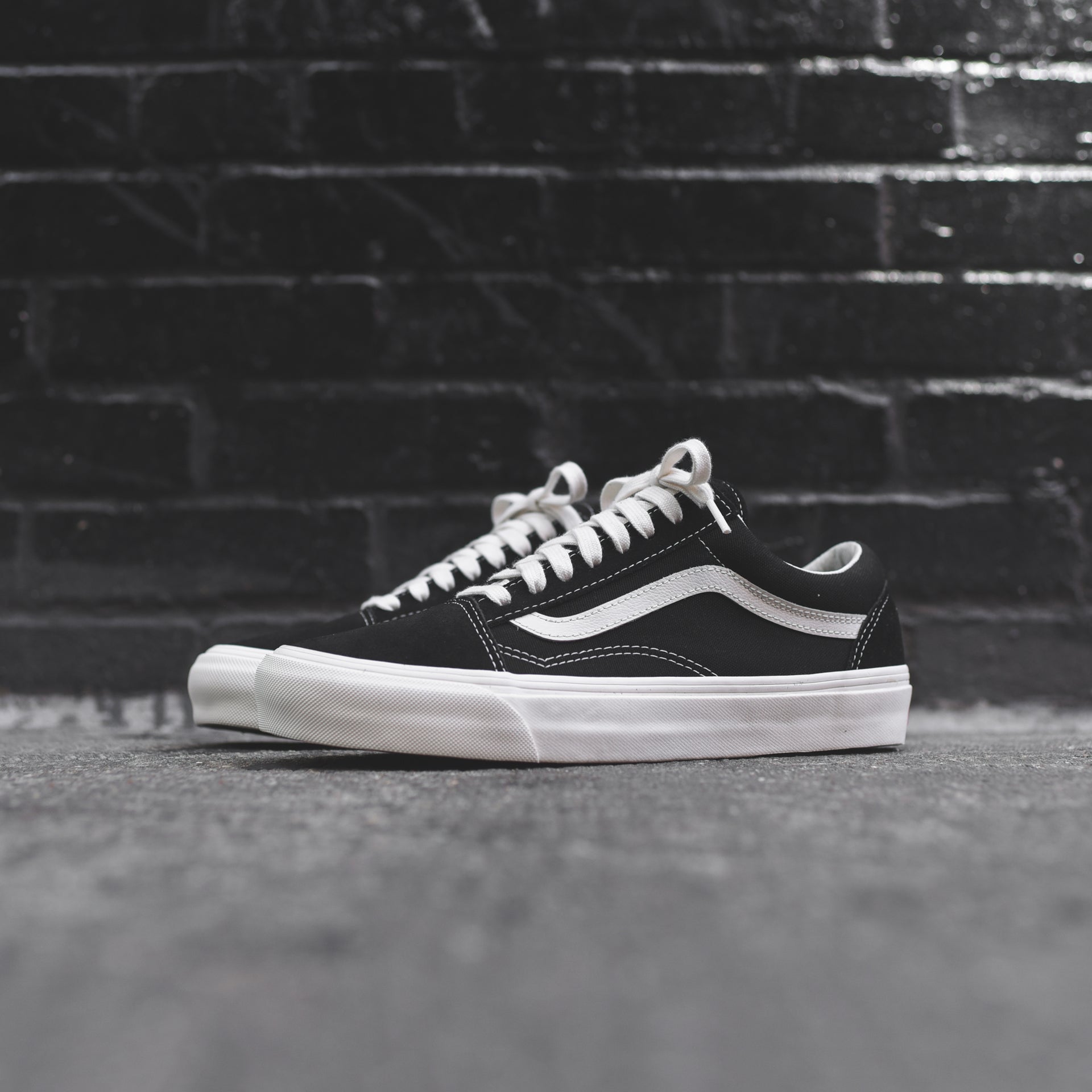 Vans OG Old Skool LX - Black / Marshmallow