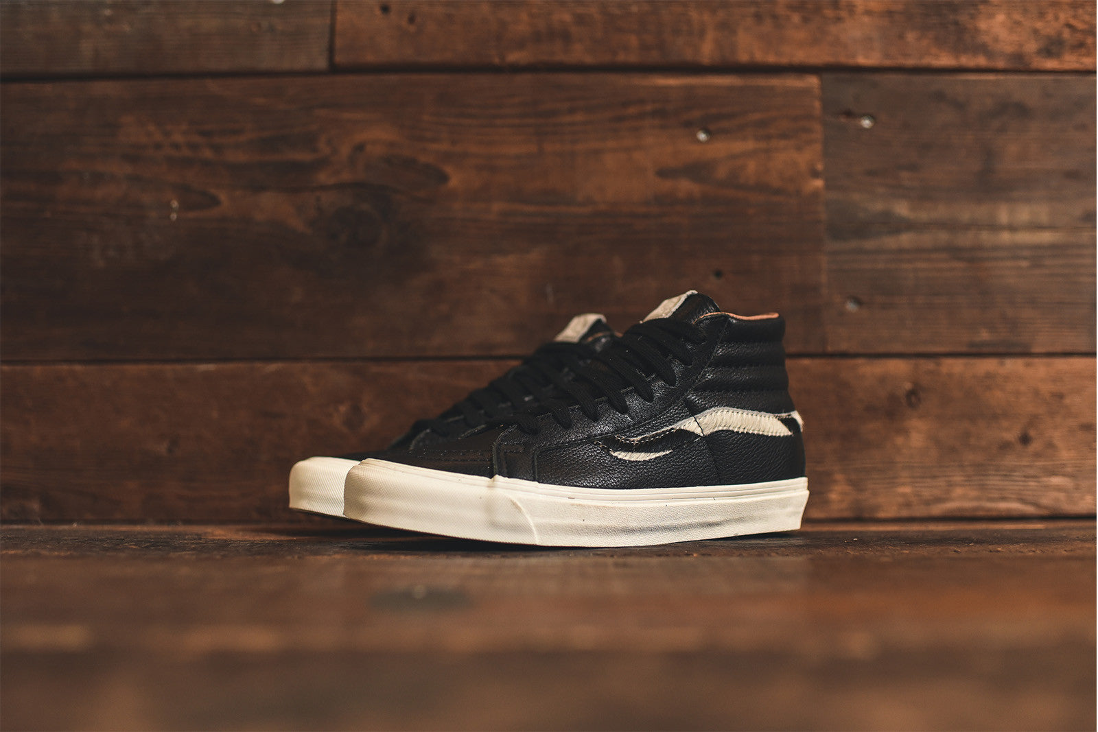Vans Vault Sk8-Hi LX OG - Zebra