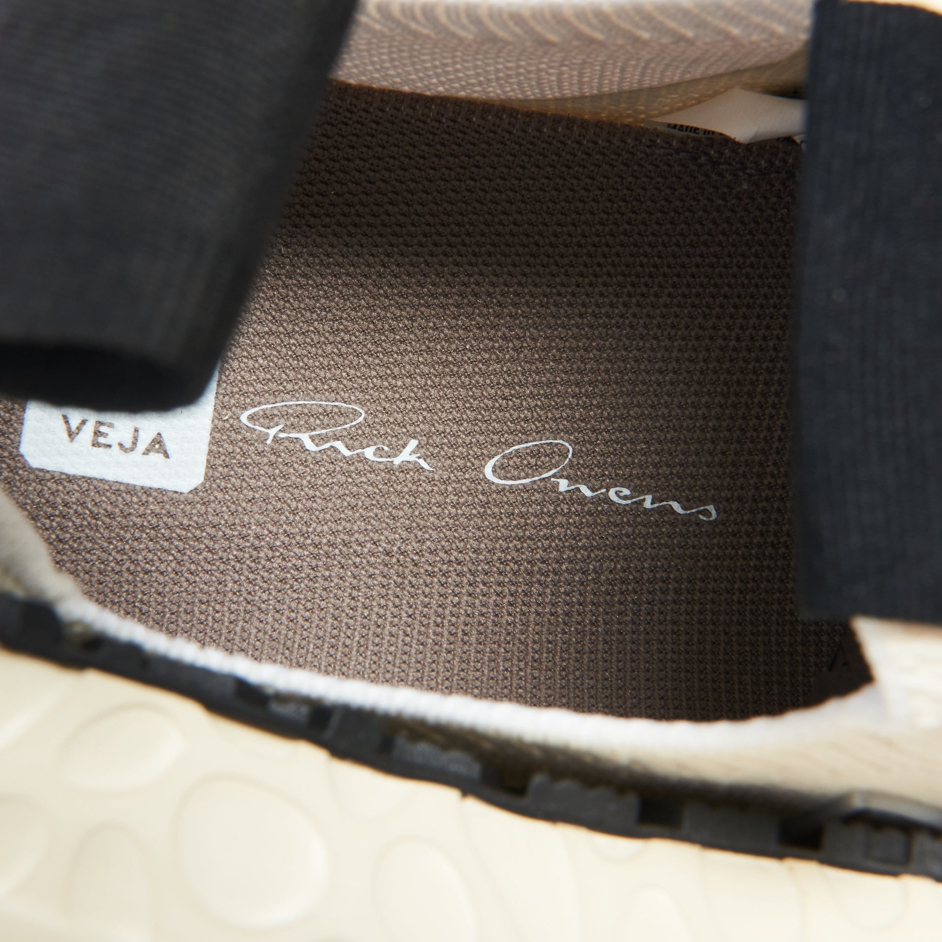 Veja x Rick Owens V-Knit - Butter / Black