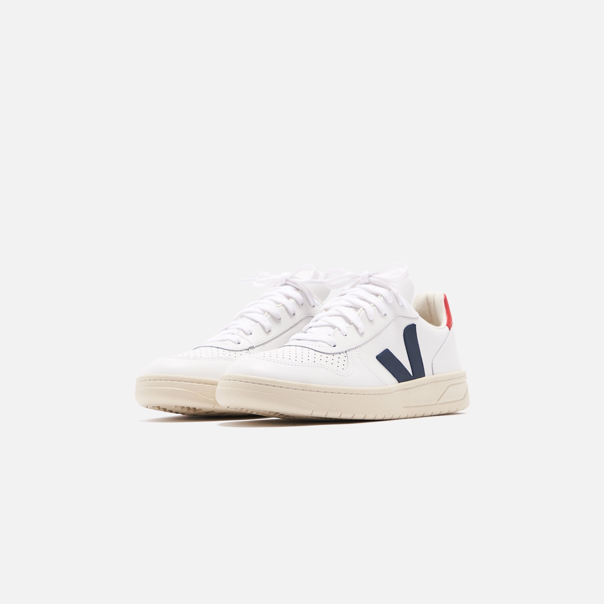 Veja V-10  - White / Navy / Red