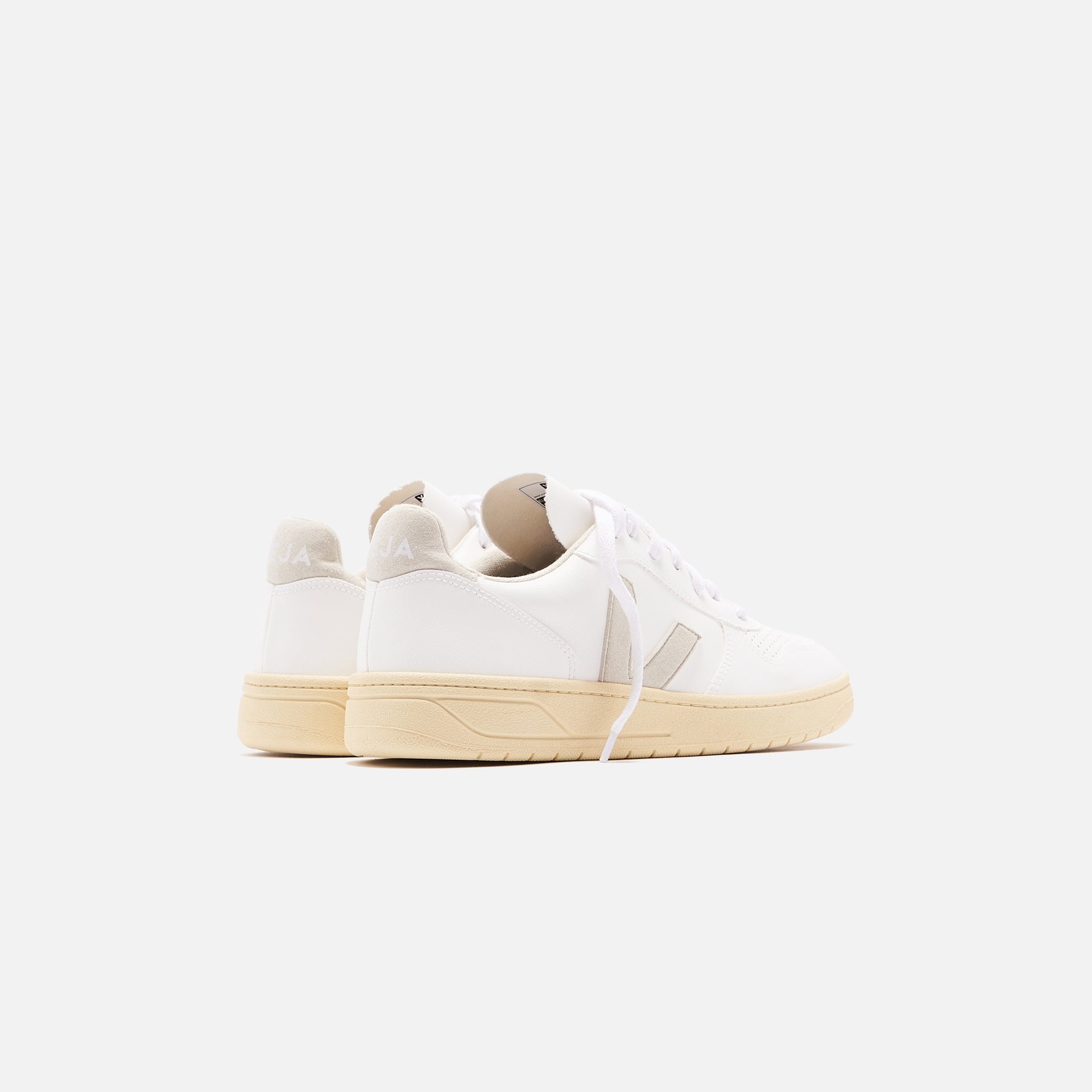 Veja V10 - White / Natural / Butter