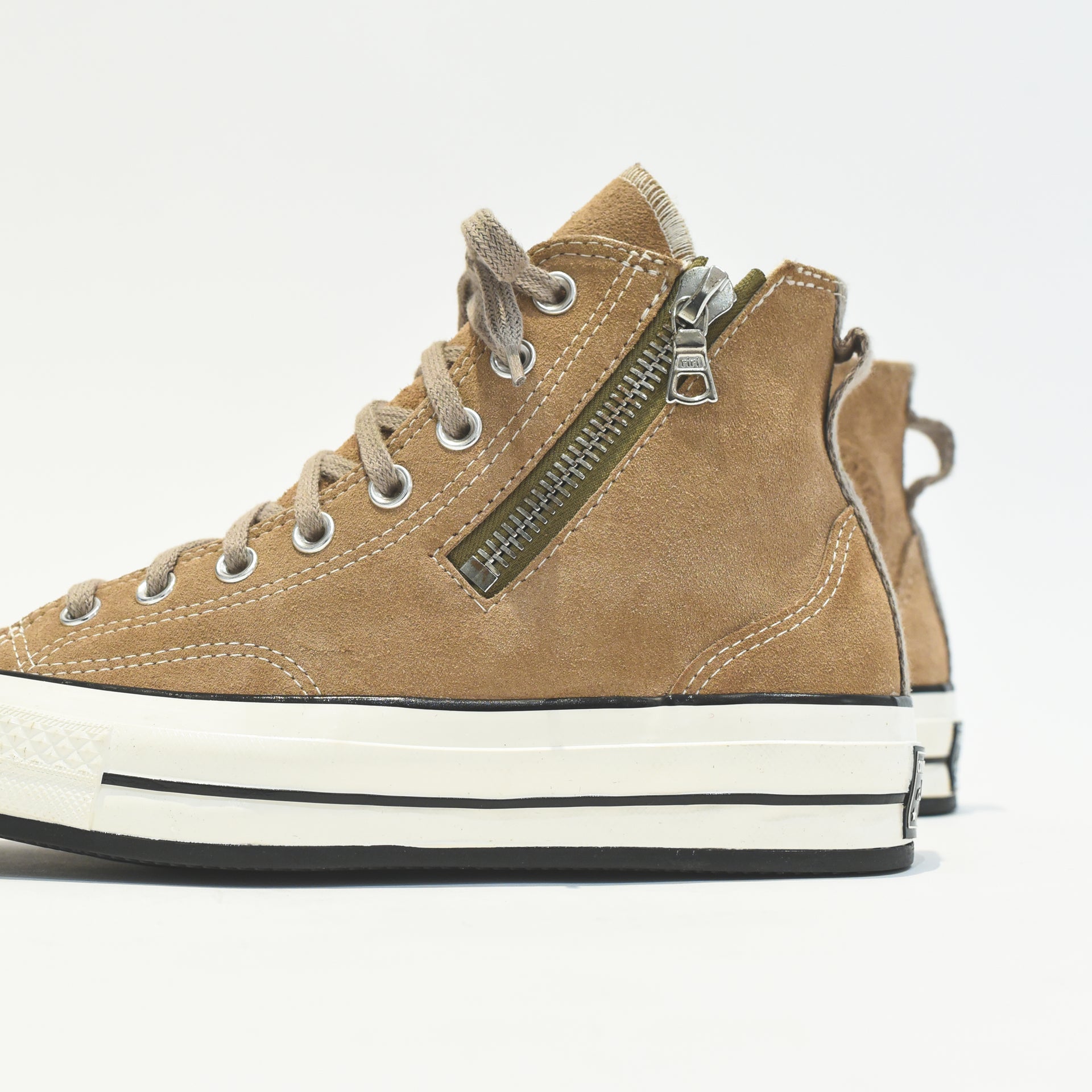 Converse x Riri Chuck 70 - Vellum