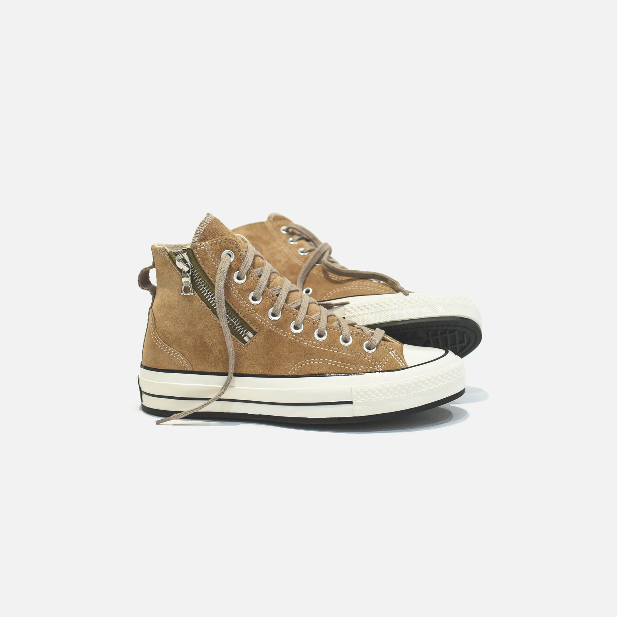 Converse x hotsell riri chuck 70