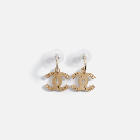 WGACA Chanel CC Star Cutwork Dangle Earrings - Gold