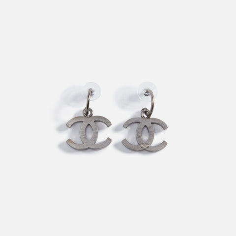 WGACA Chanel CC Dangle Earrings - Silver