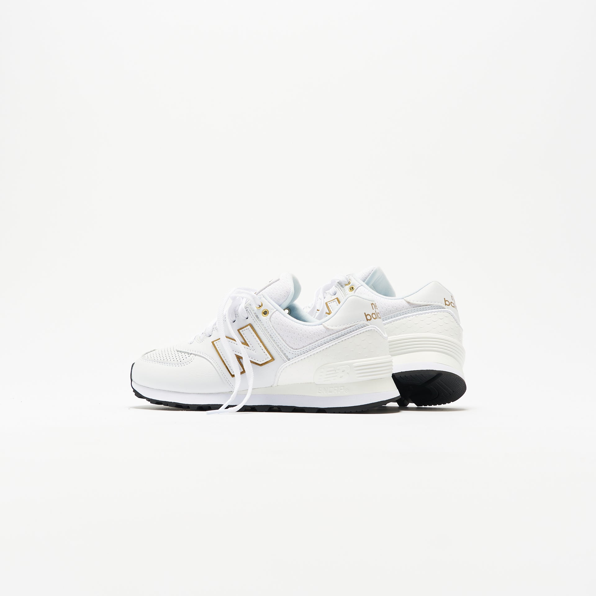 New Balance WMNS 574 - White / Metallic Gold