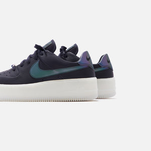 Nike WMNS Air Force 1 Sage Low LX - Oil Grey / Blank White