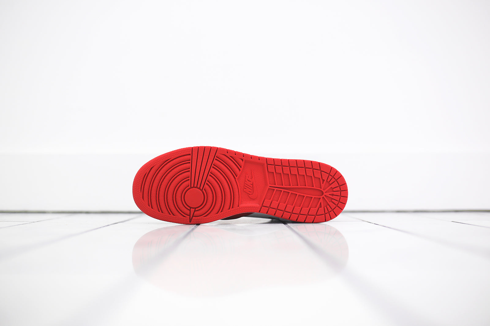 Nike WMNS Air Jordan 1 Rebel XX OG - White / Red / Black