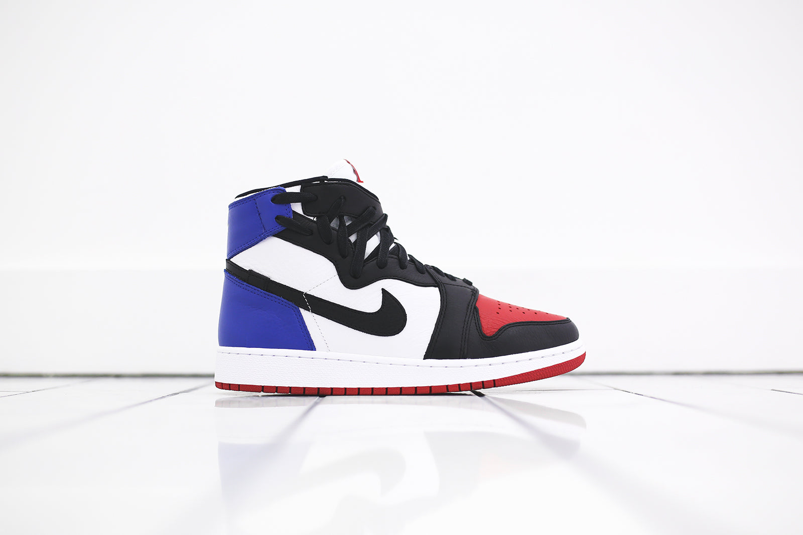 Nike WMNS Air Jordan 1 Rebel XX OG - Top 3