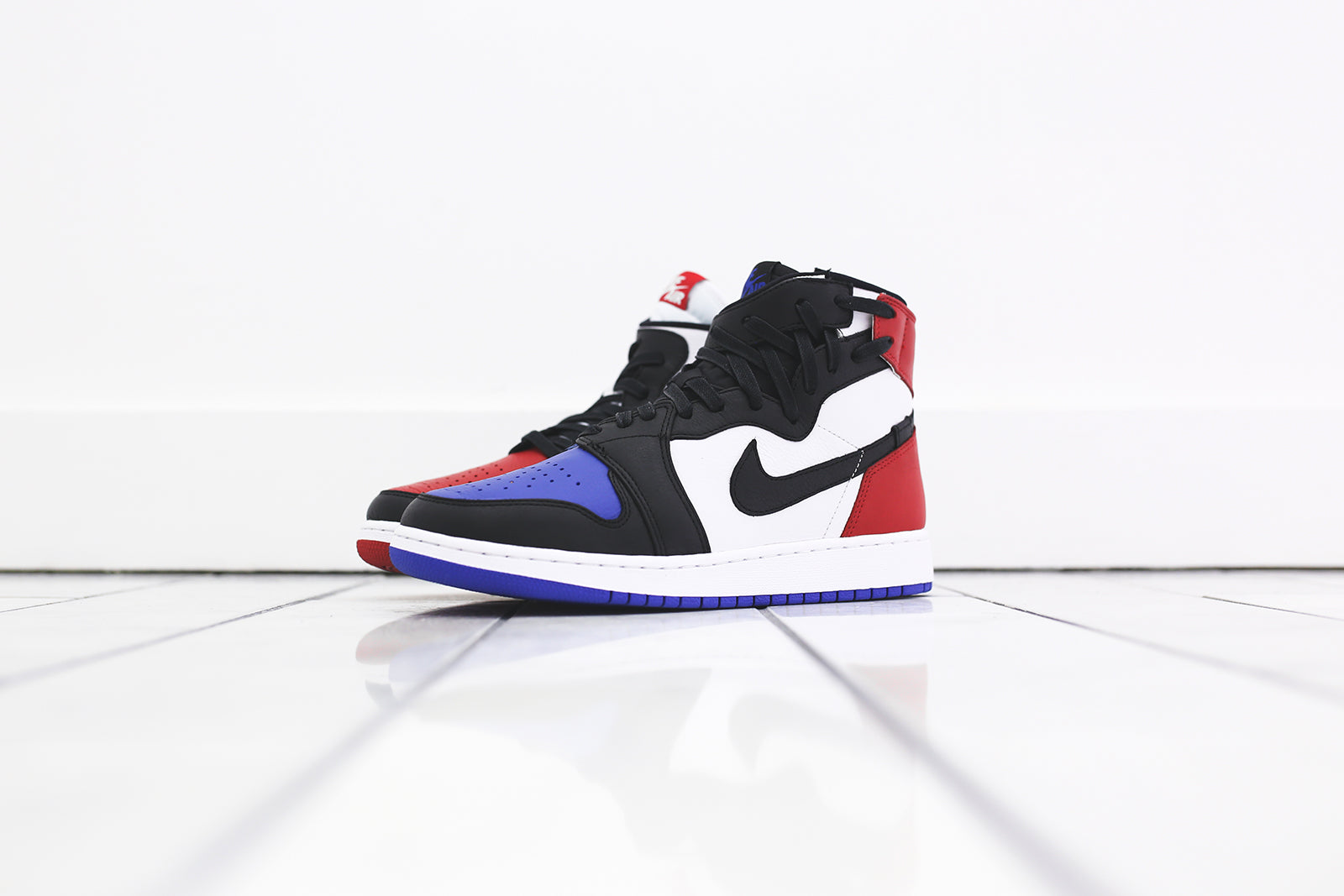 Nike WMNS Air Jordan 1 Rebel XX OG - Top 3