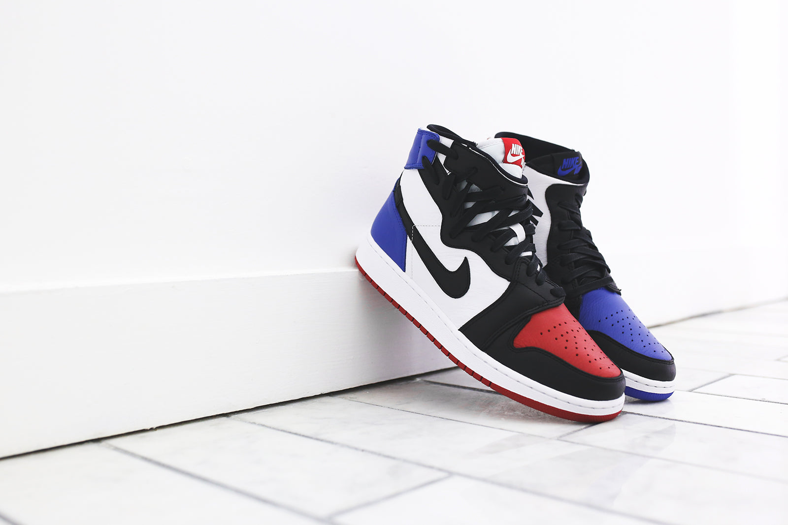 Nike WMNS Air Jordan 1 Rebel XX OG - Top 3