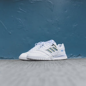 adidas Originals WMNS A.R. Trainer 100 -  White / Tech Olive / Real Blue