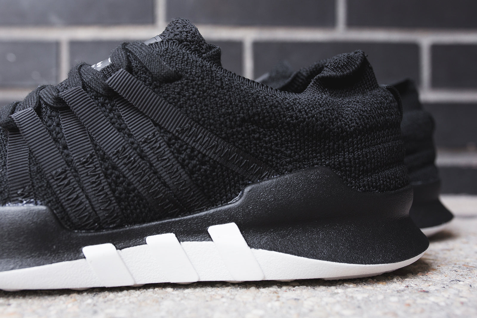 adidas Originals WMNS EQT Racing ADV PK - Black / White