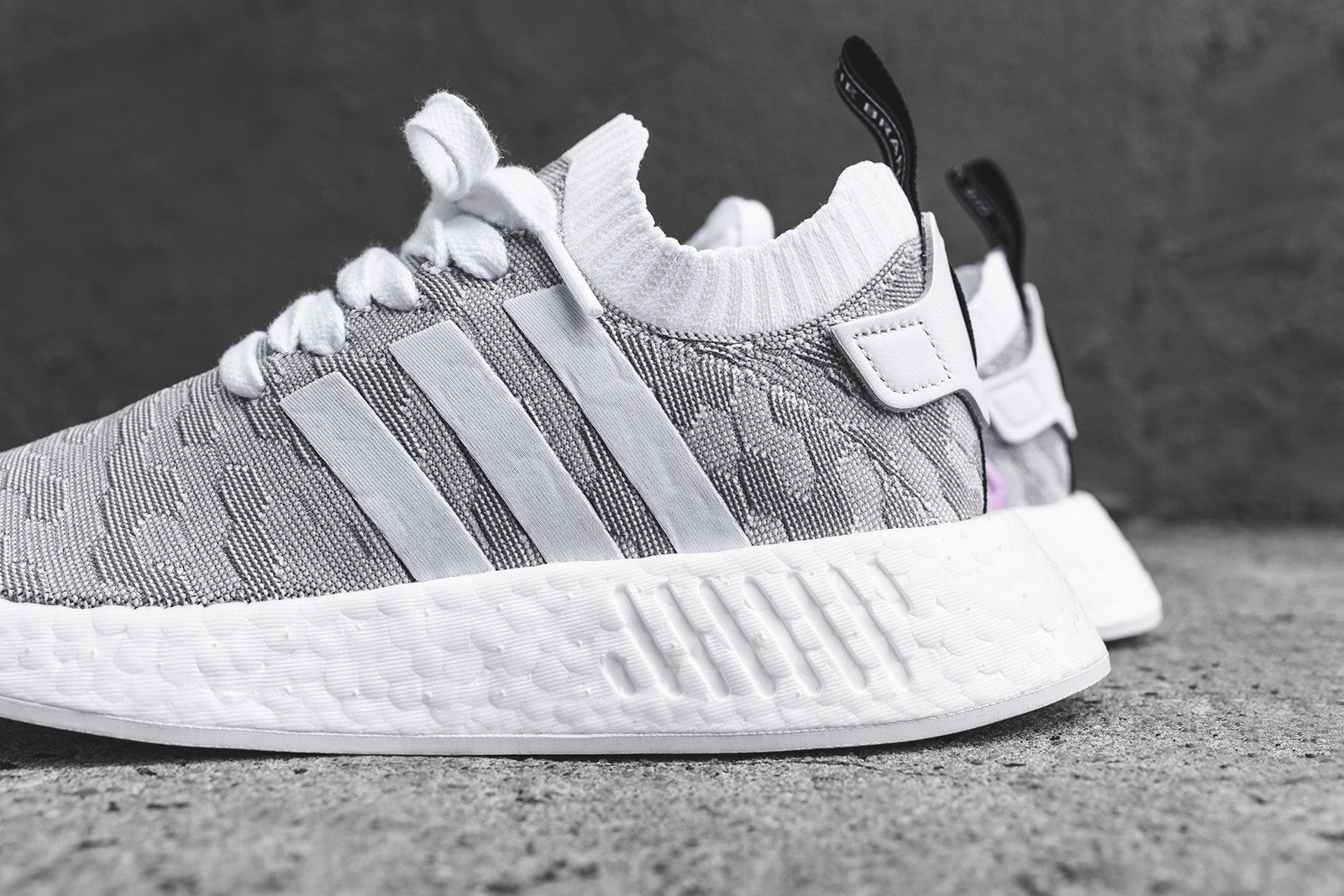 adidas Originals WMNS NMD_R2 PK - Grey / White
