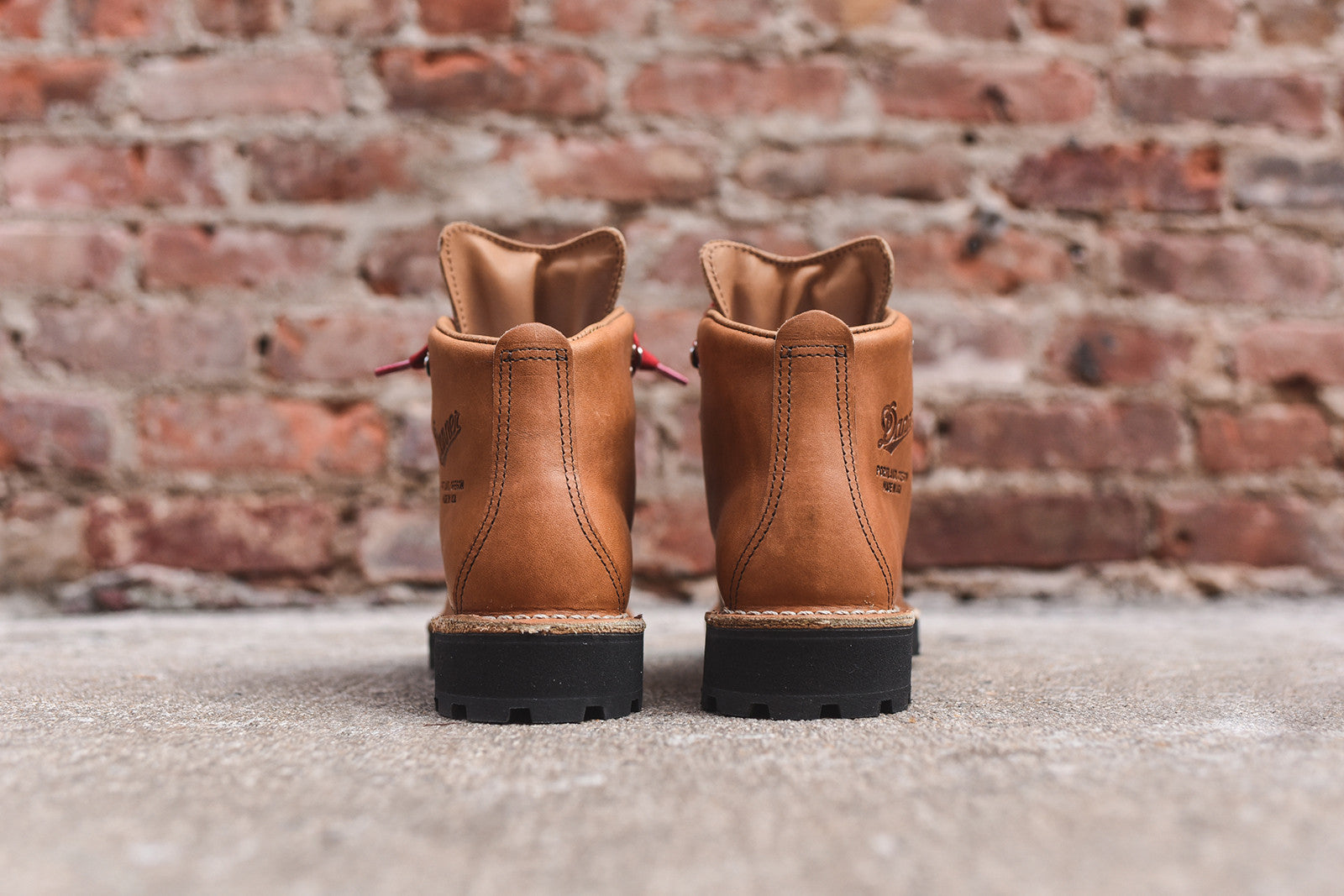 Danner WMNS Mountain Light Cascade - Tan