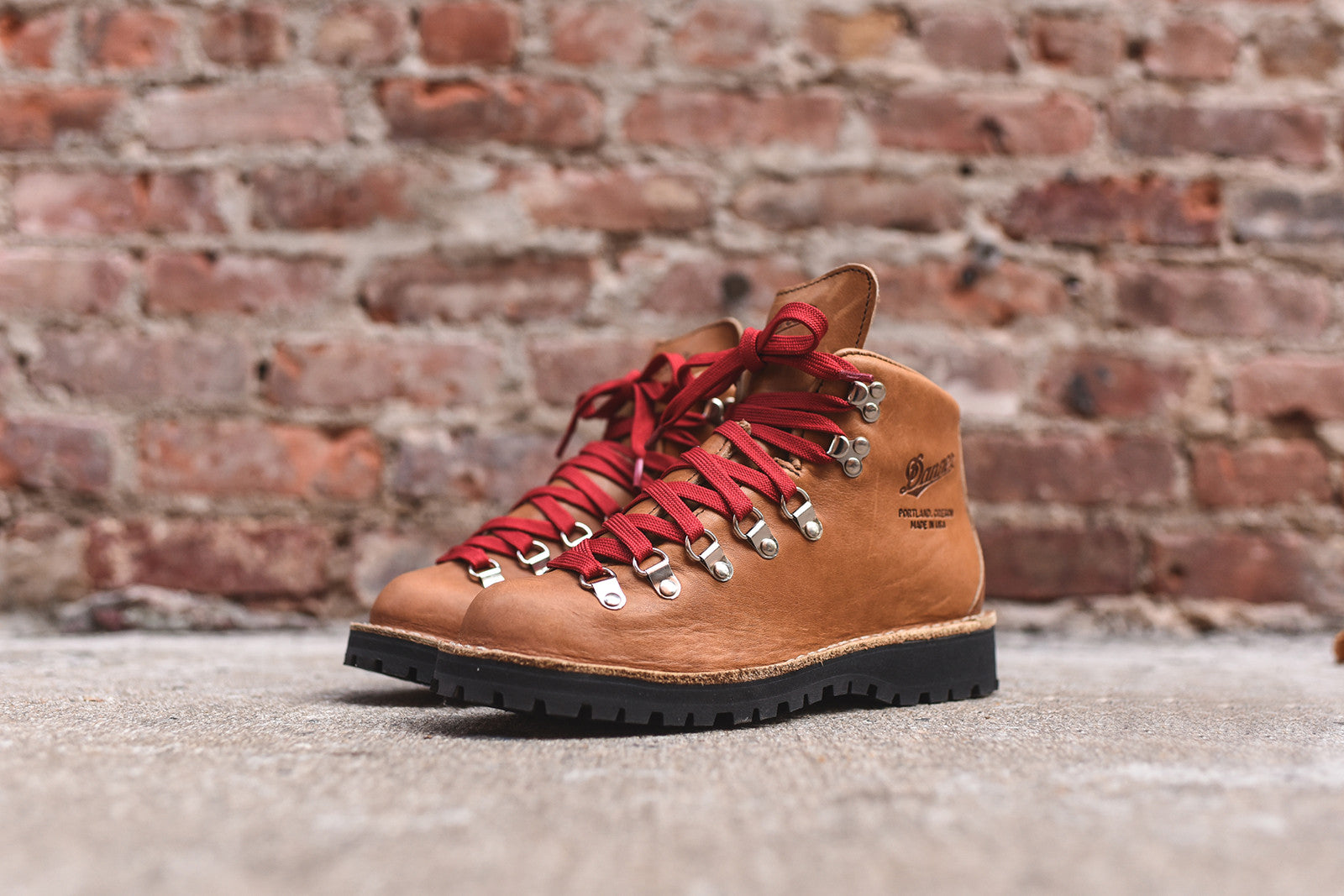 Danner WMNS Mountain Light Cascade - Tan