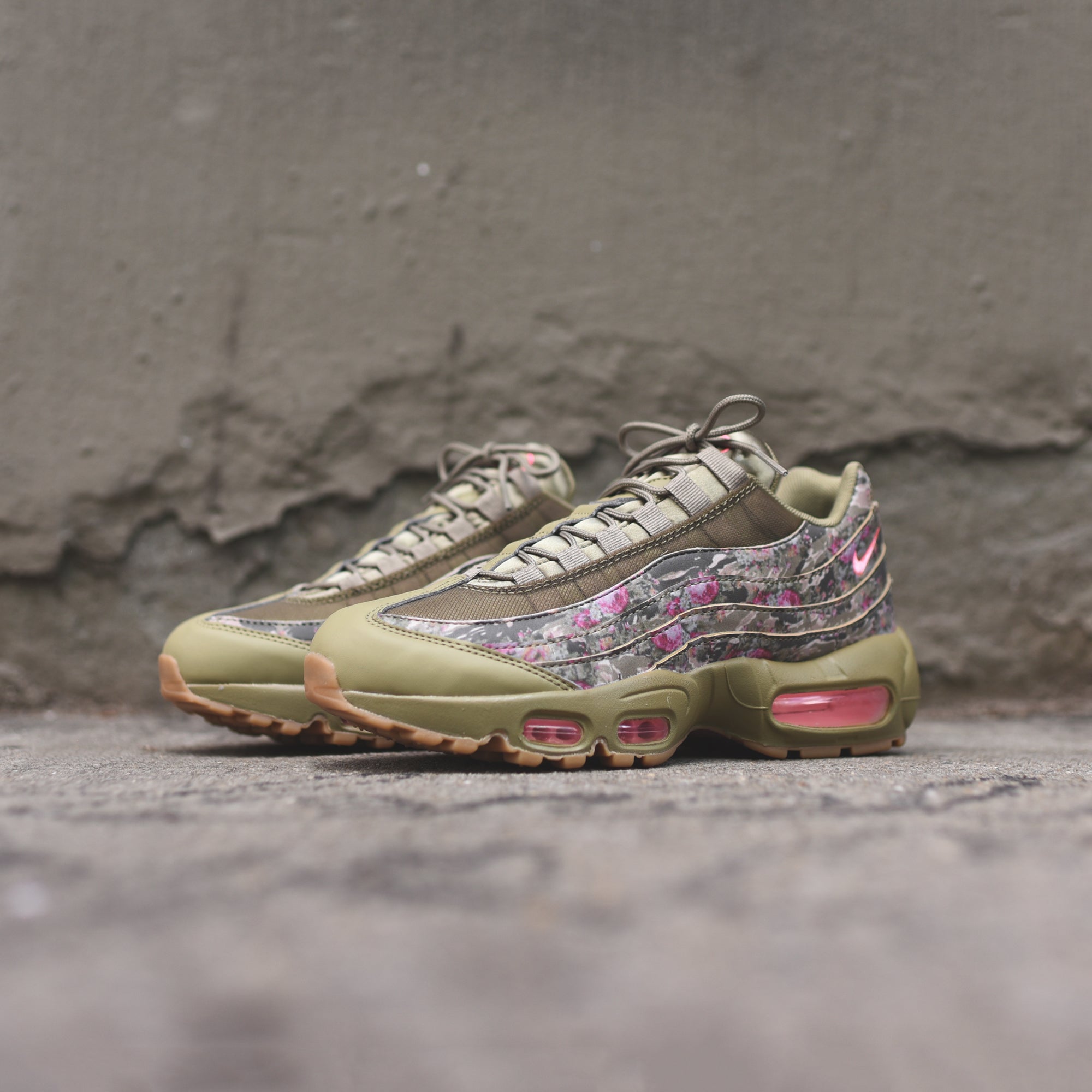 Nike WMNS Air Max 95 - Olive / Camo – Kith