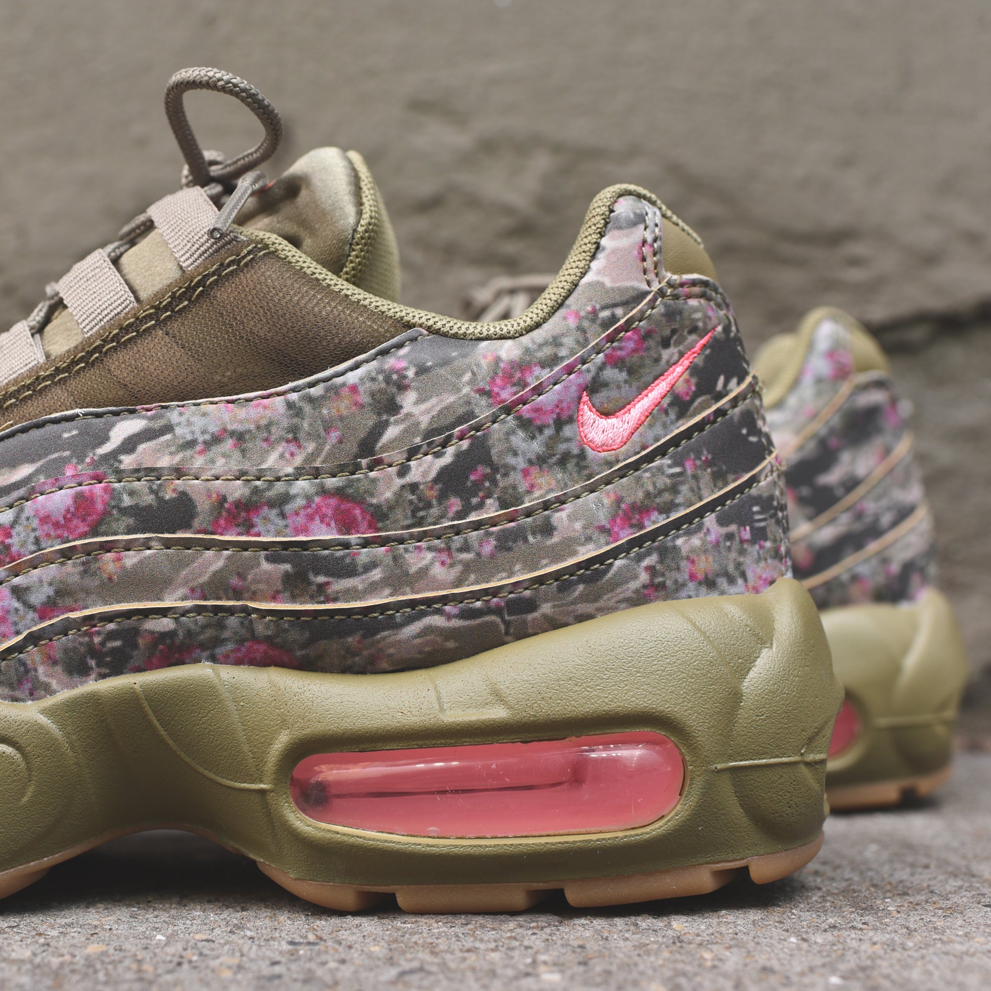 ★様23.5cmNIKE WMNS AIR MAX 95 Floral Camo Buy Nike Wmns Air Max 95 'Floral Camo' - AQ6385 200 | GOAT