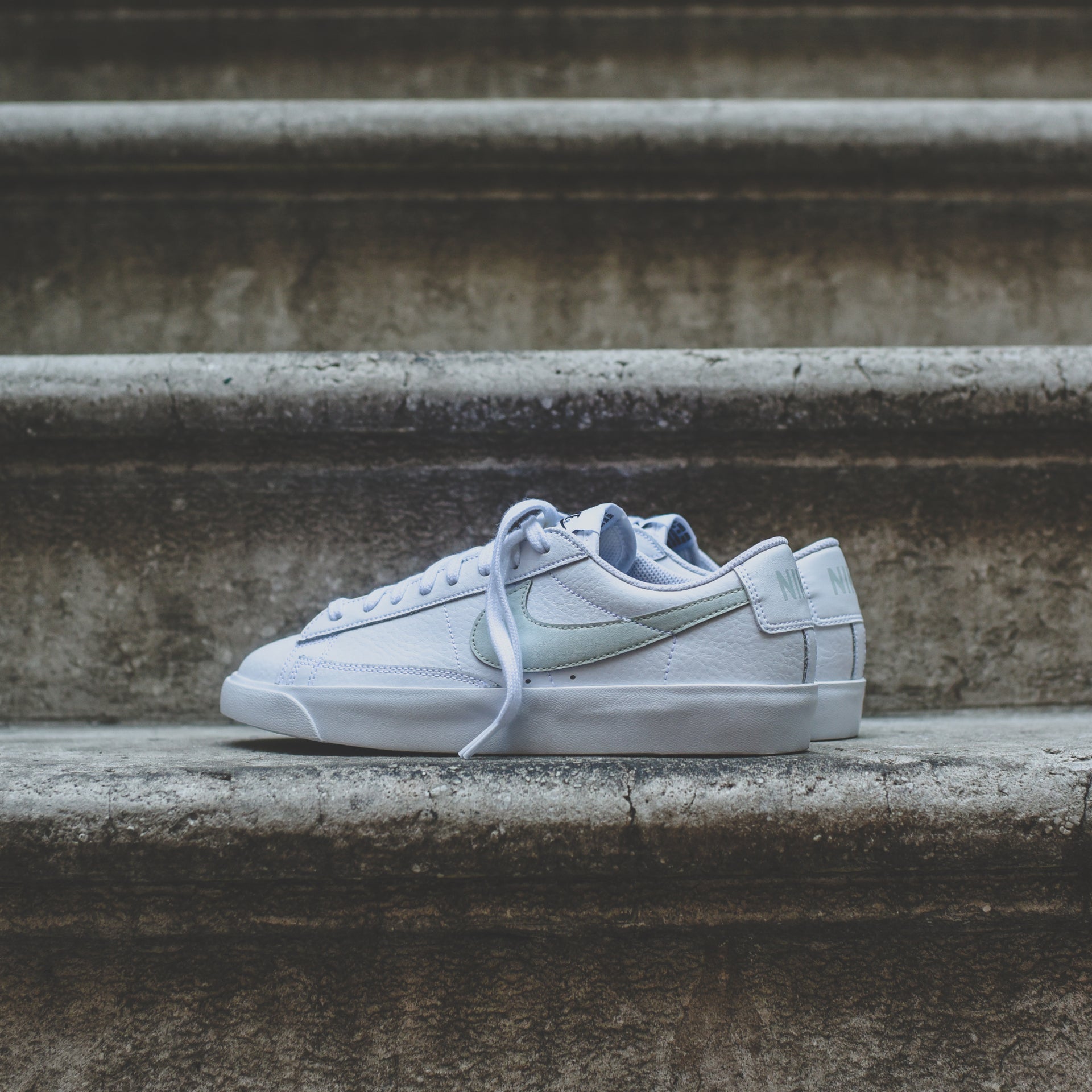 Nike Blazer Low - White / Glacier