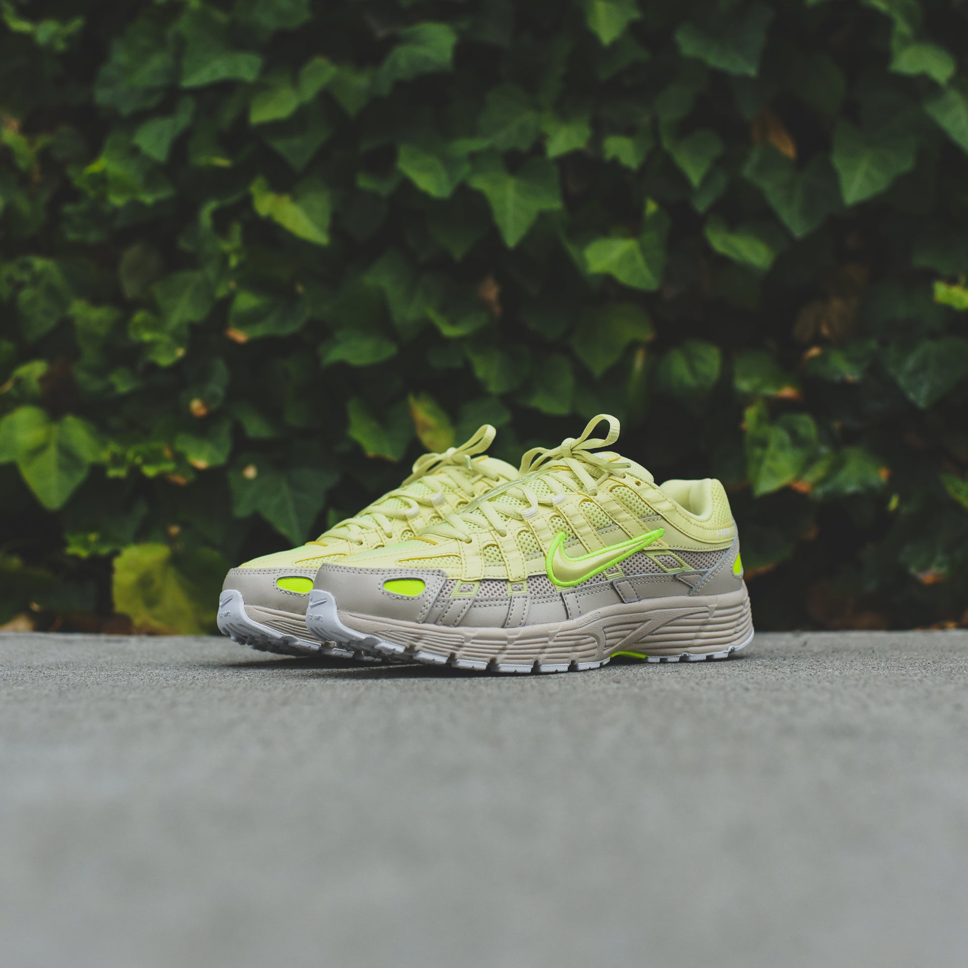 Nike WMNS P-6000 - Luminous Green