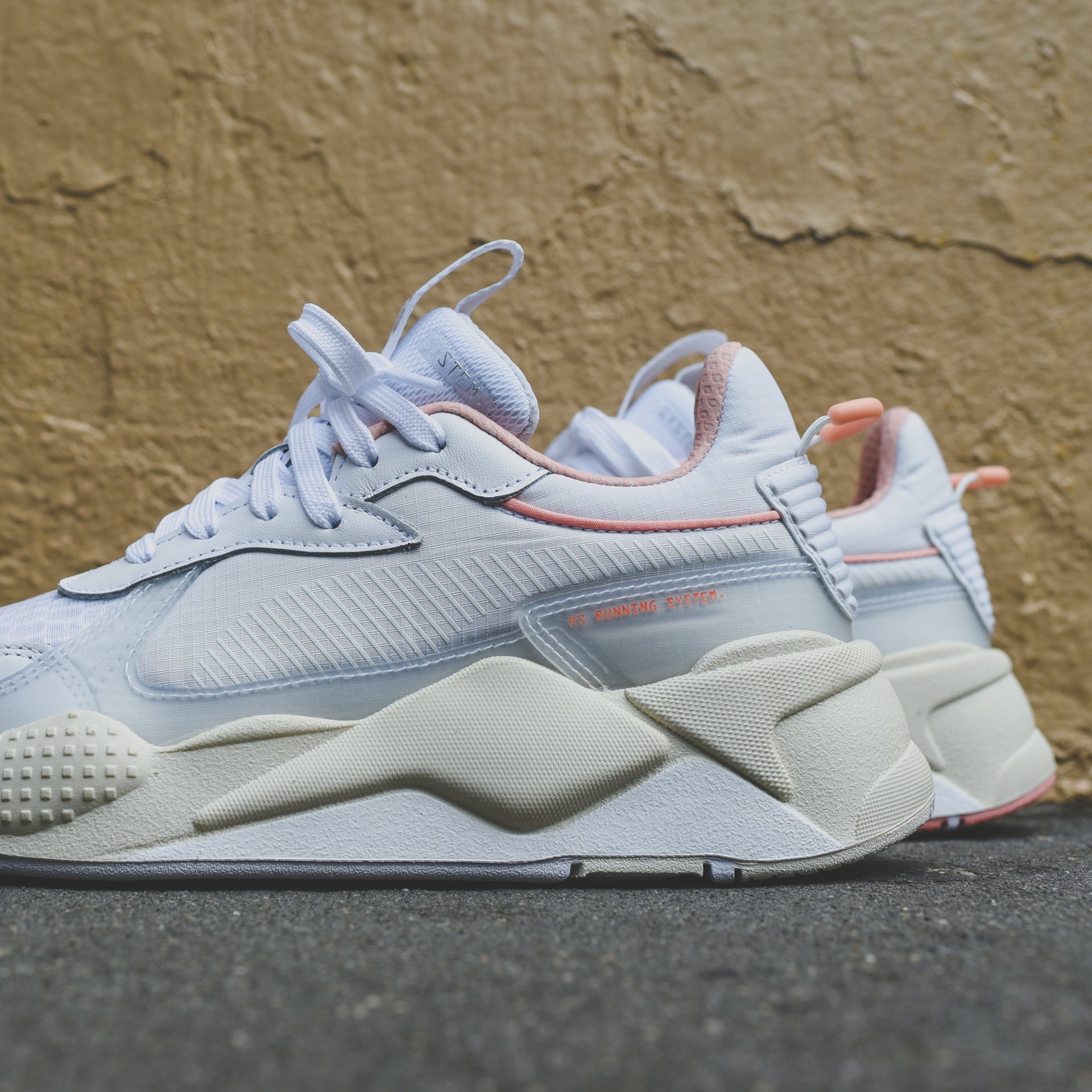 Puma WMNS RS-X Tech - White / Peach Bud
