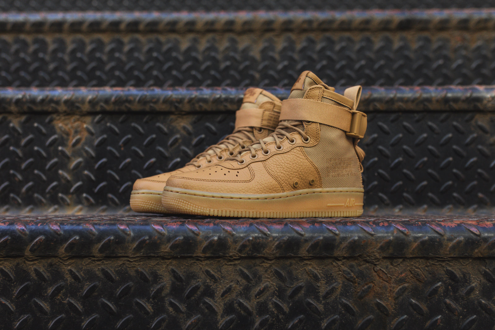 Nike WMNS SF-AF1 Mid - Wheat