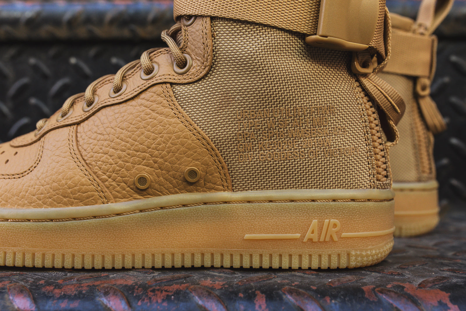 Nike WMNS SF-AF1 Mid - Wheat