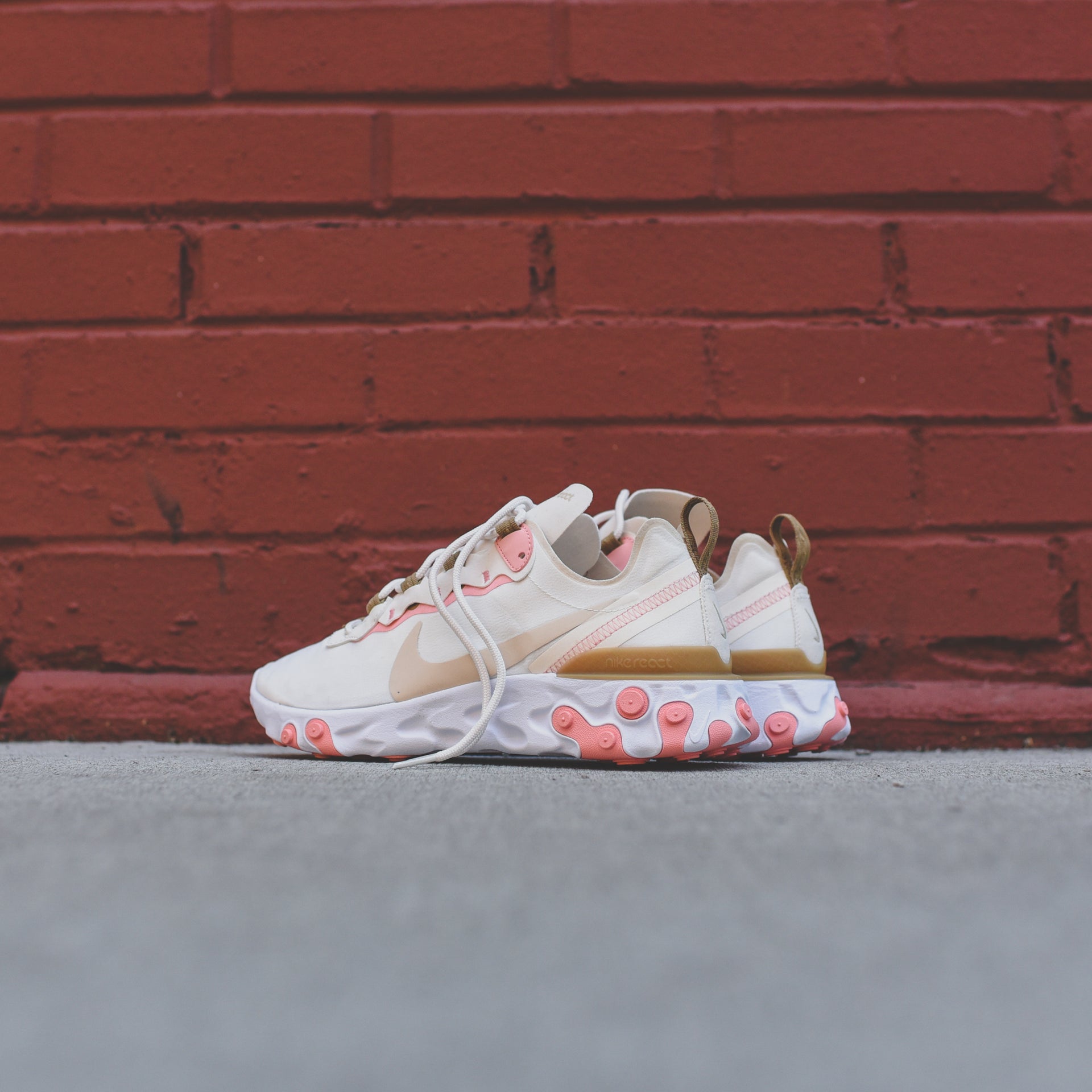 Nike WMNS React Element 55 - Phantom / Light Orewood
