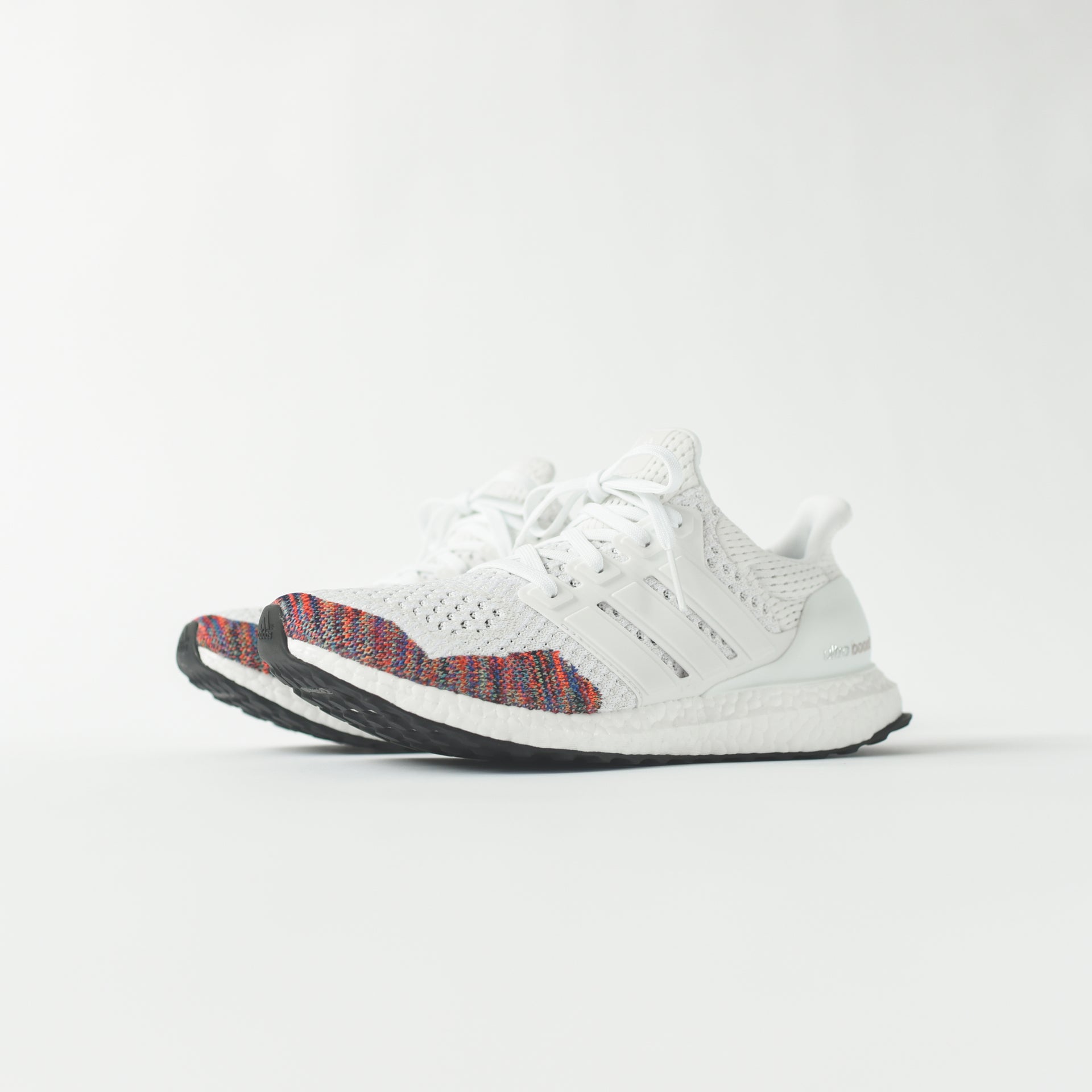 adidas Originals UltraBoost - White / Multitoe