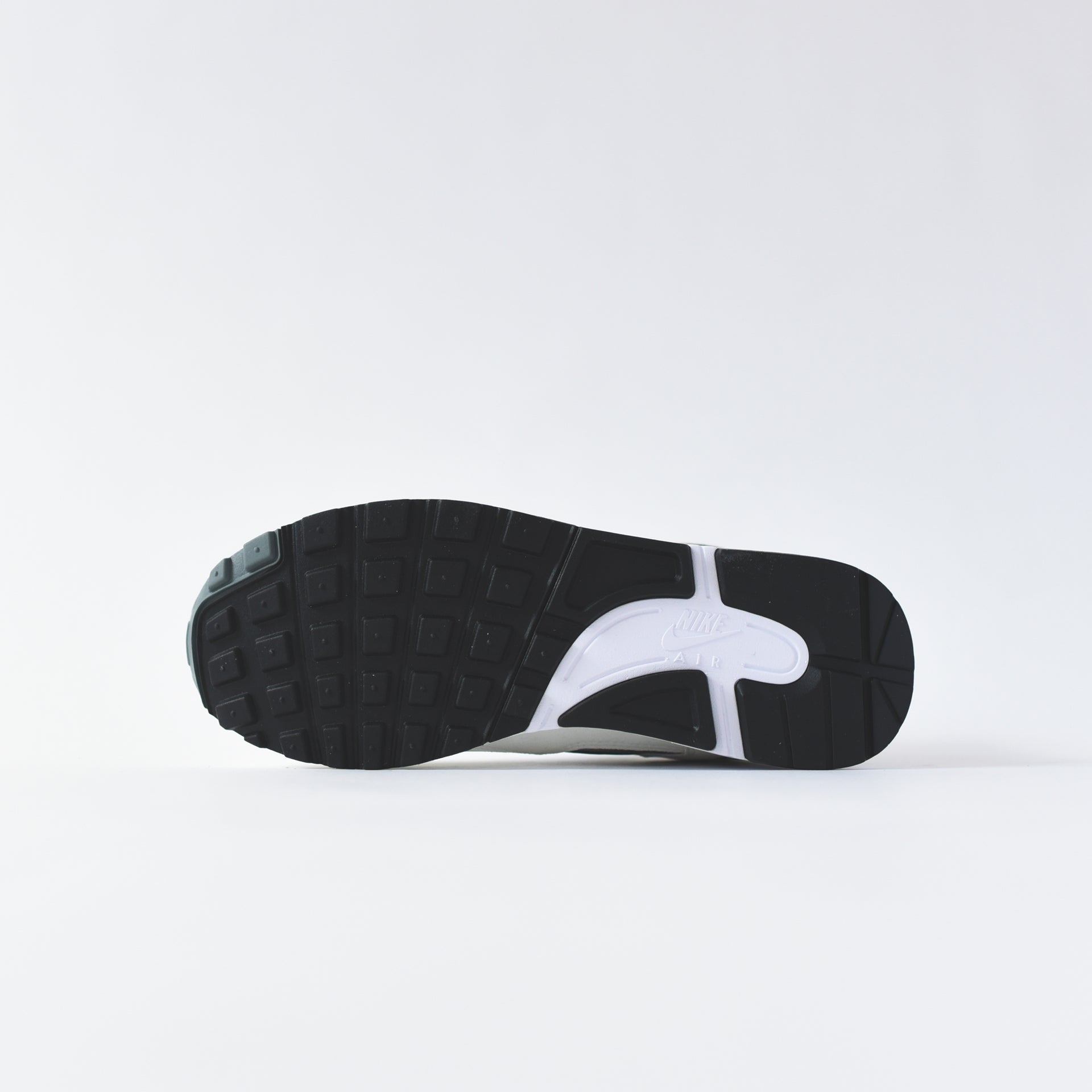 Nike Air Skylon II - White / Black