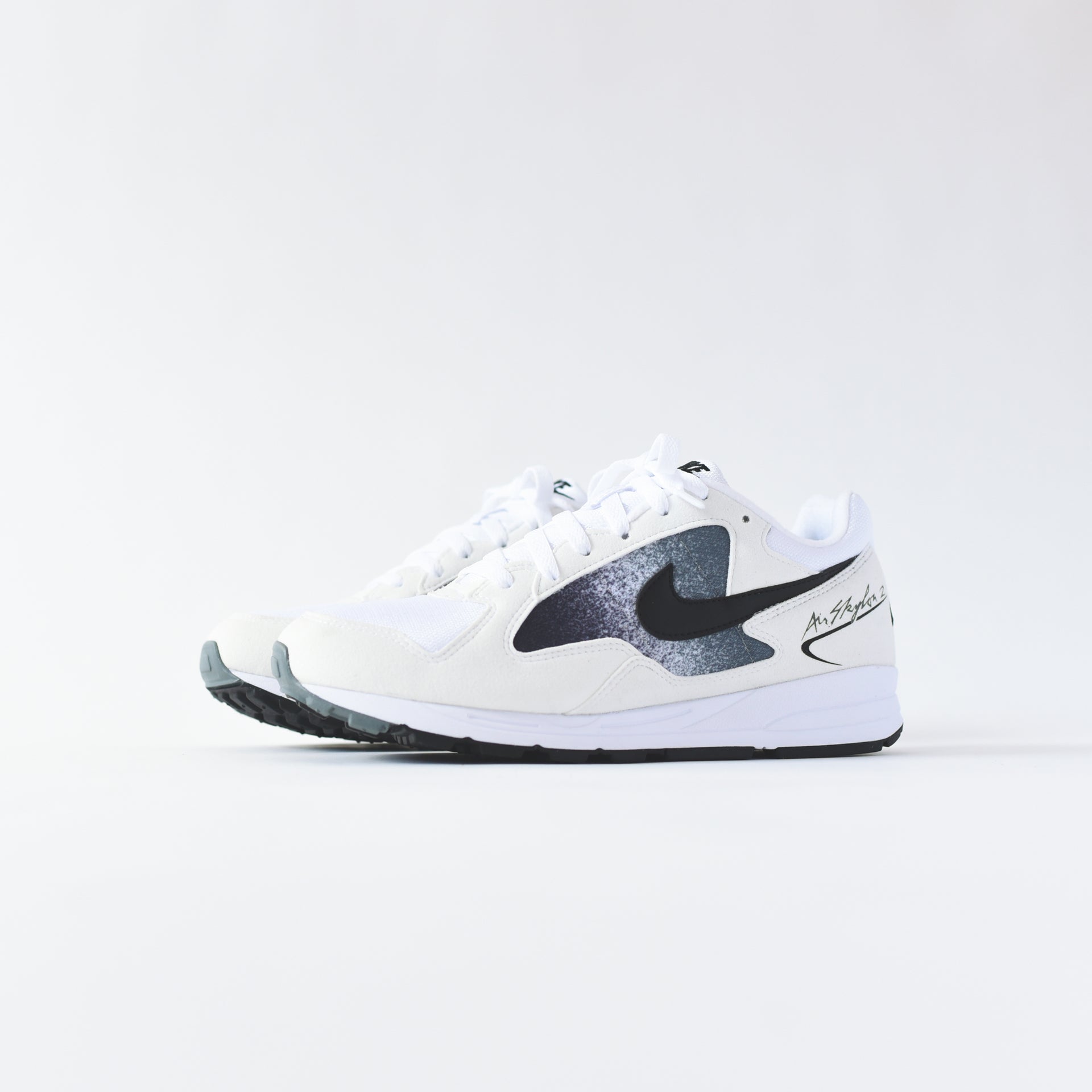 Nike Air Skylon II - White / Black