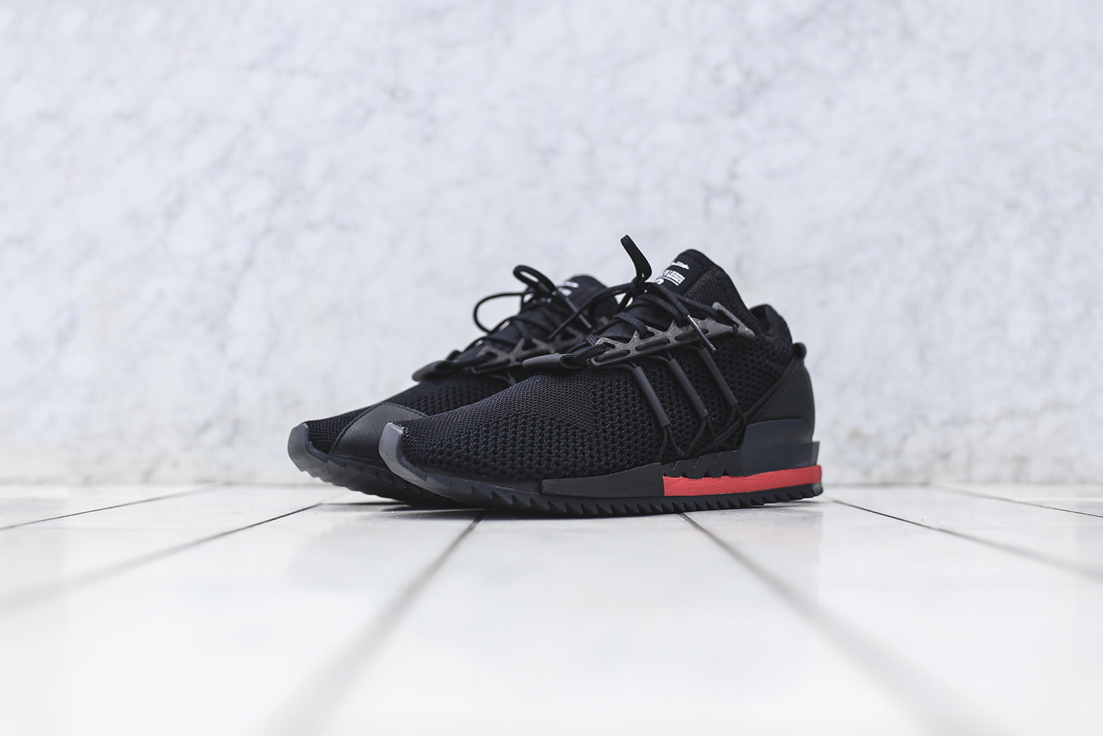 Y-3 Harigane - Black / White / Chili Pepper