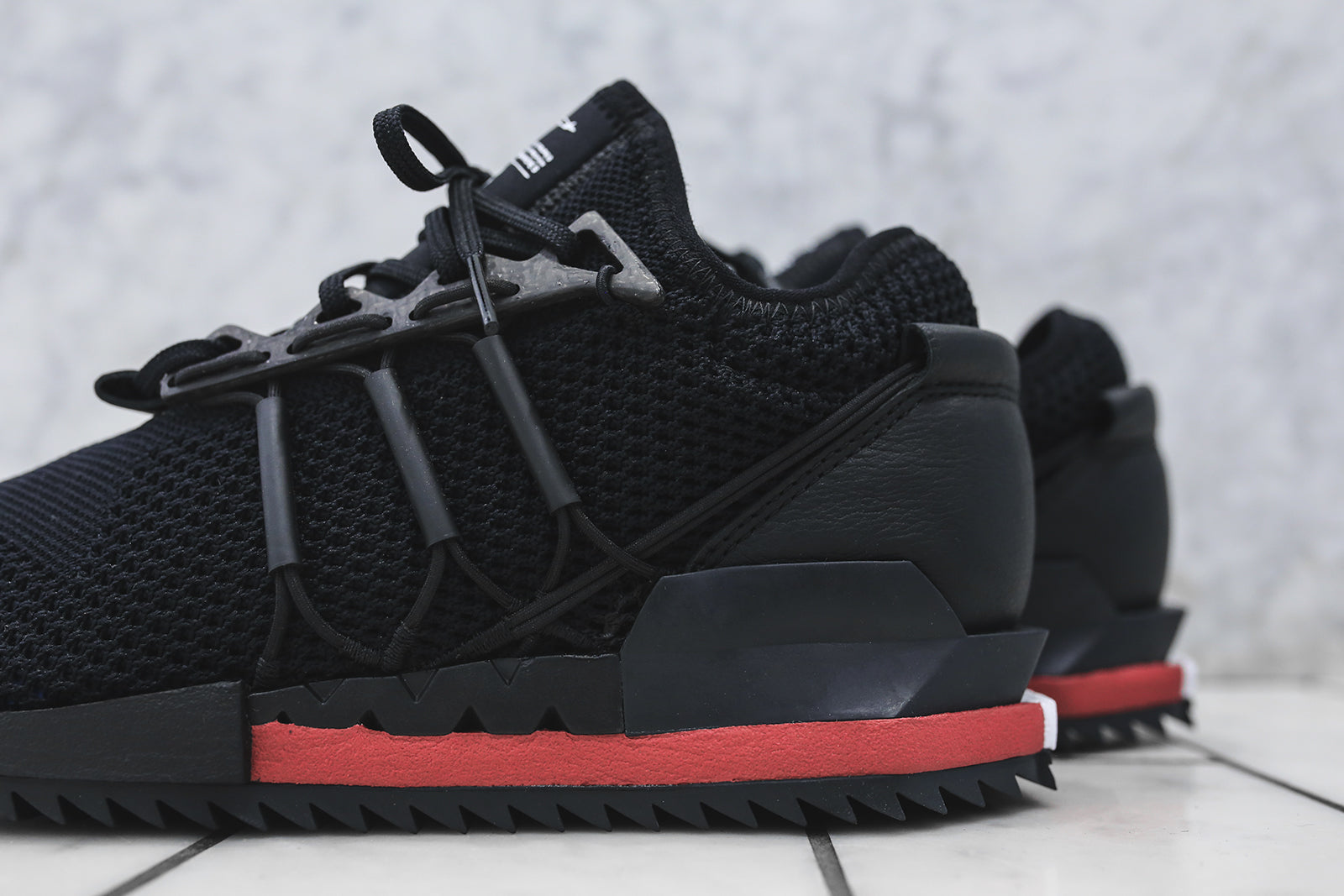 Y-3 Harigane - Black / White / Chili Pepper