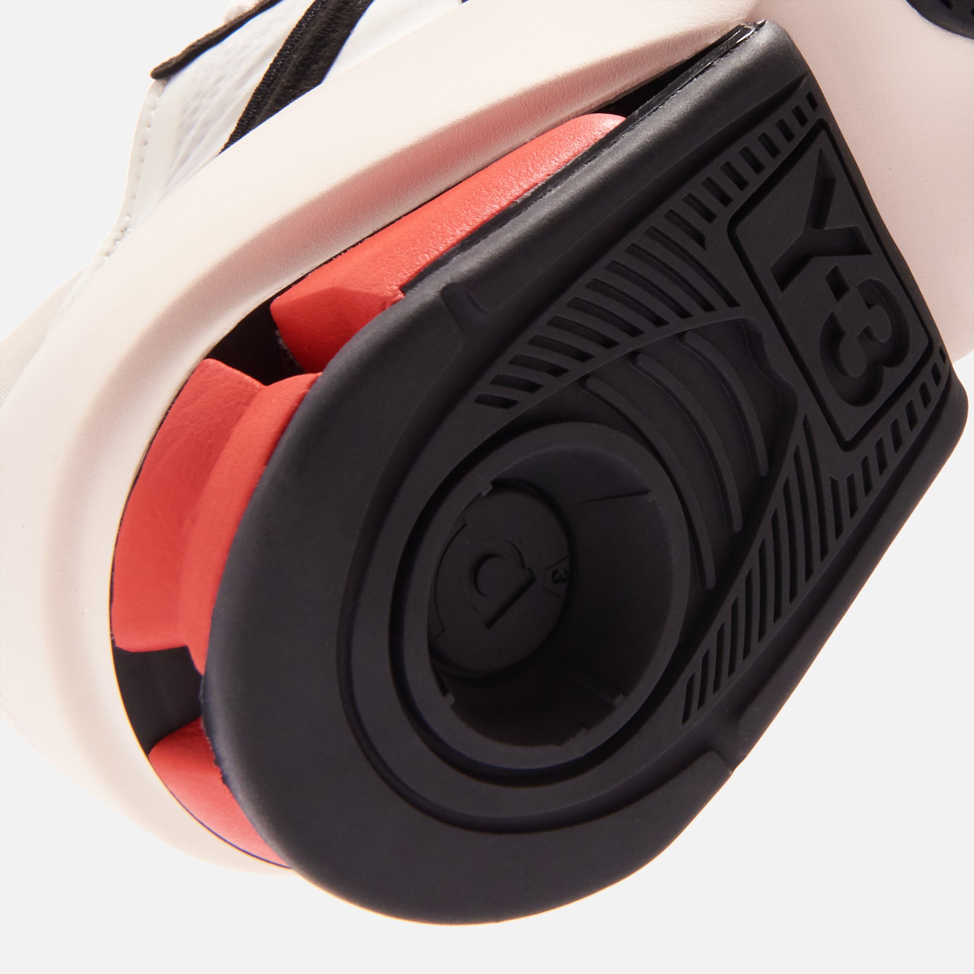 Y-3 Sukui III - Off White / Black / Red