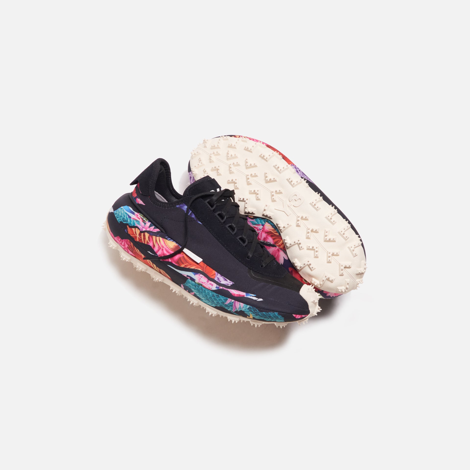 Y-3 TN C1SS22 - Black / Core White / Chal White