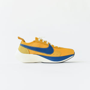 Nike NRG Moon Racer - Yellow Ochre / Gym Blue / Sail
