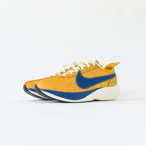 Nike NRG Moon Racer - Yellow Ochre / Gym Blue / Sail