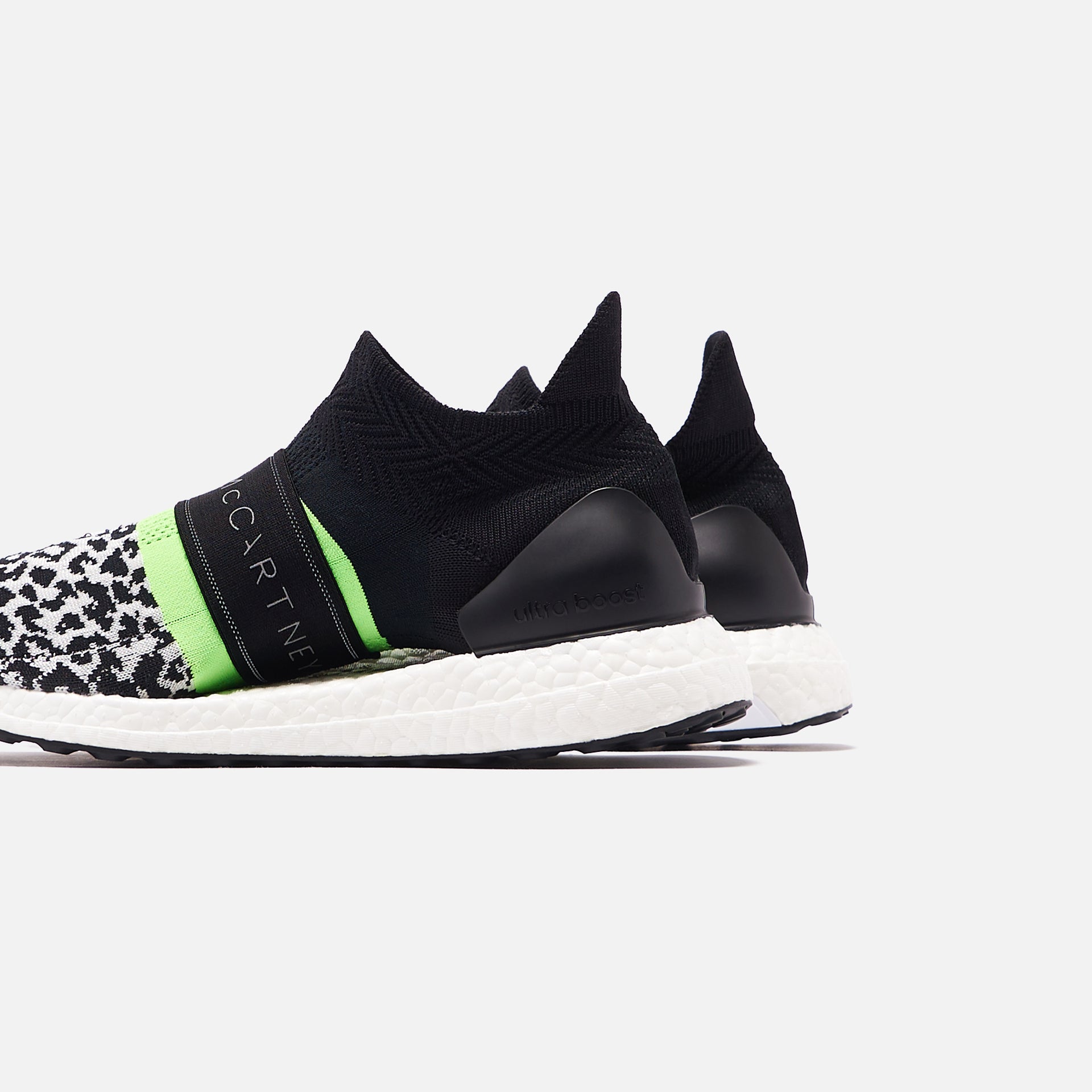 adidas by Stella McCartney WMNS UltraBoost X 3.D. - Black / White / Core White / Solar Green