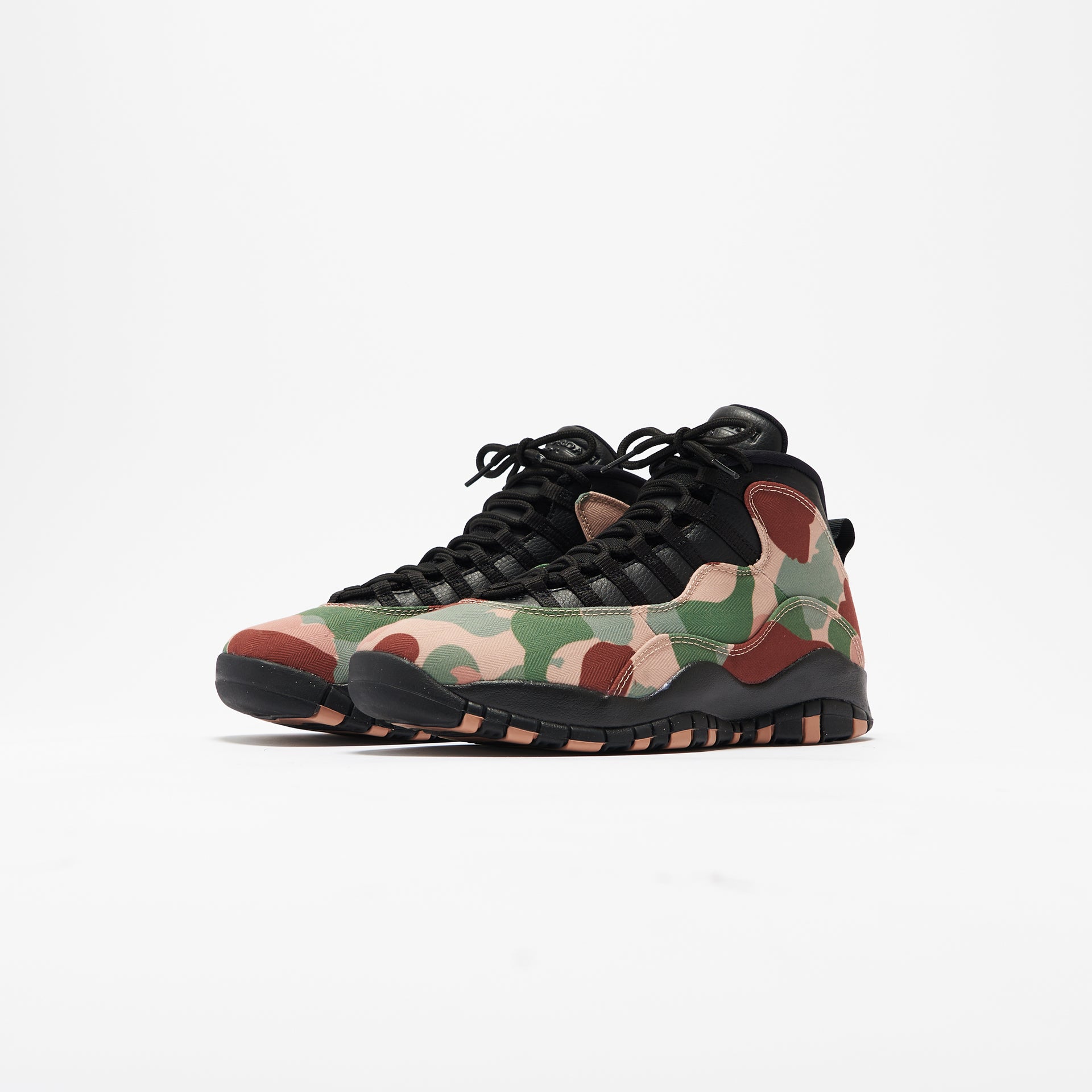 Nike Air Jordan 10 Retro - Rattan / Black / Dusted Clay