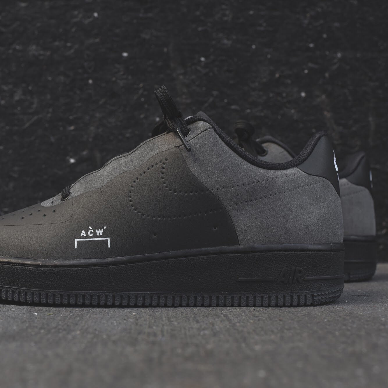 Nike x ACW Air Force 1 '07 - Black / White / Dark Grey