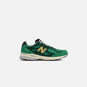 New Balance Made in US 990 V3 - Green / Gold