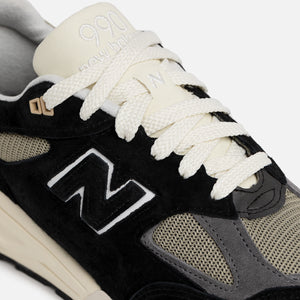 New Balance Made in USA 990TE2 - Black / Grey / Beige – Kith